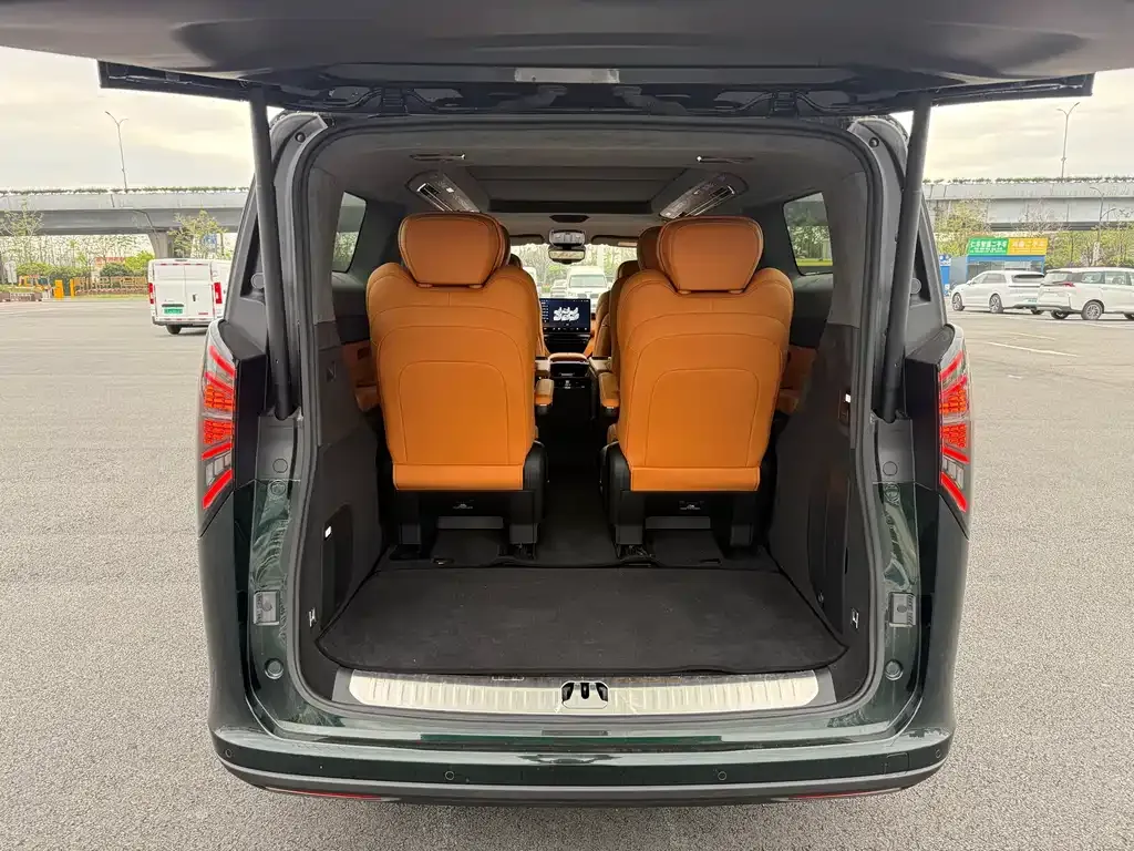 Geely Yizhen L380 2026 из CN, фото 2