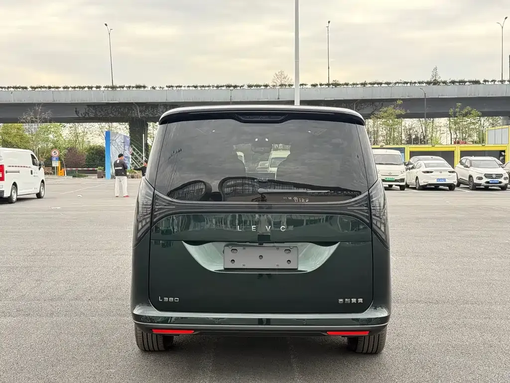 Geely Yizhen L380 2026 из CN, фото 9