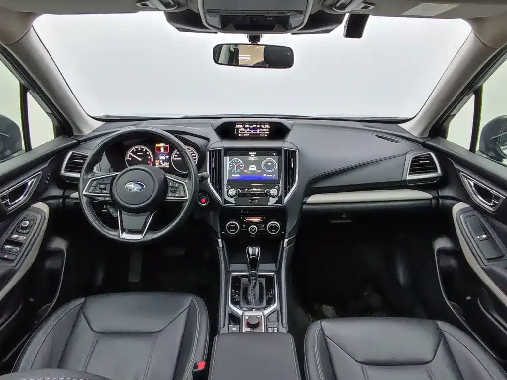 Subaru Forester 2023 из CN, фото 10