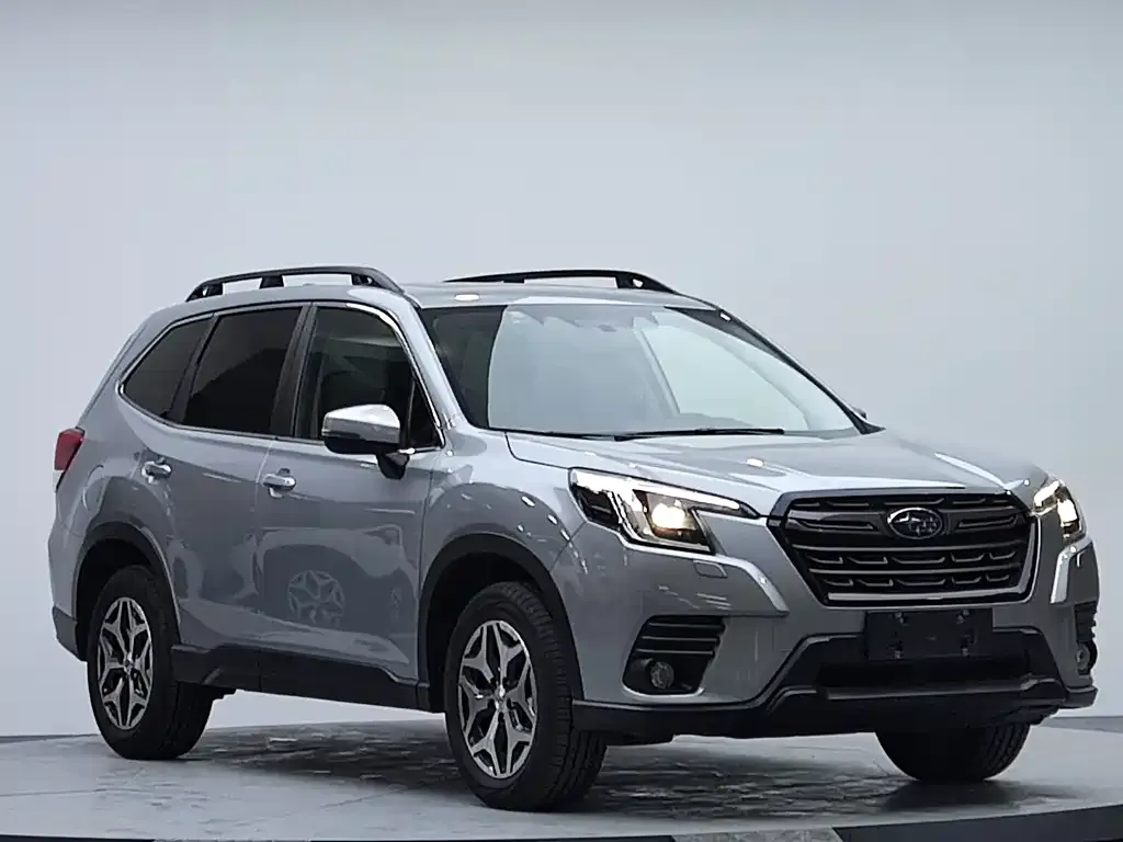 Subaru Forester 2023 из CN, фото 6