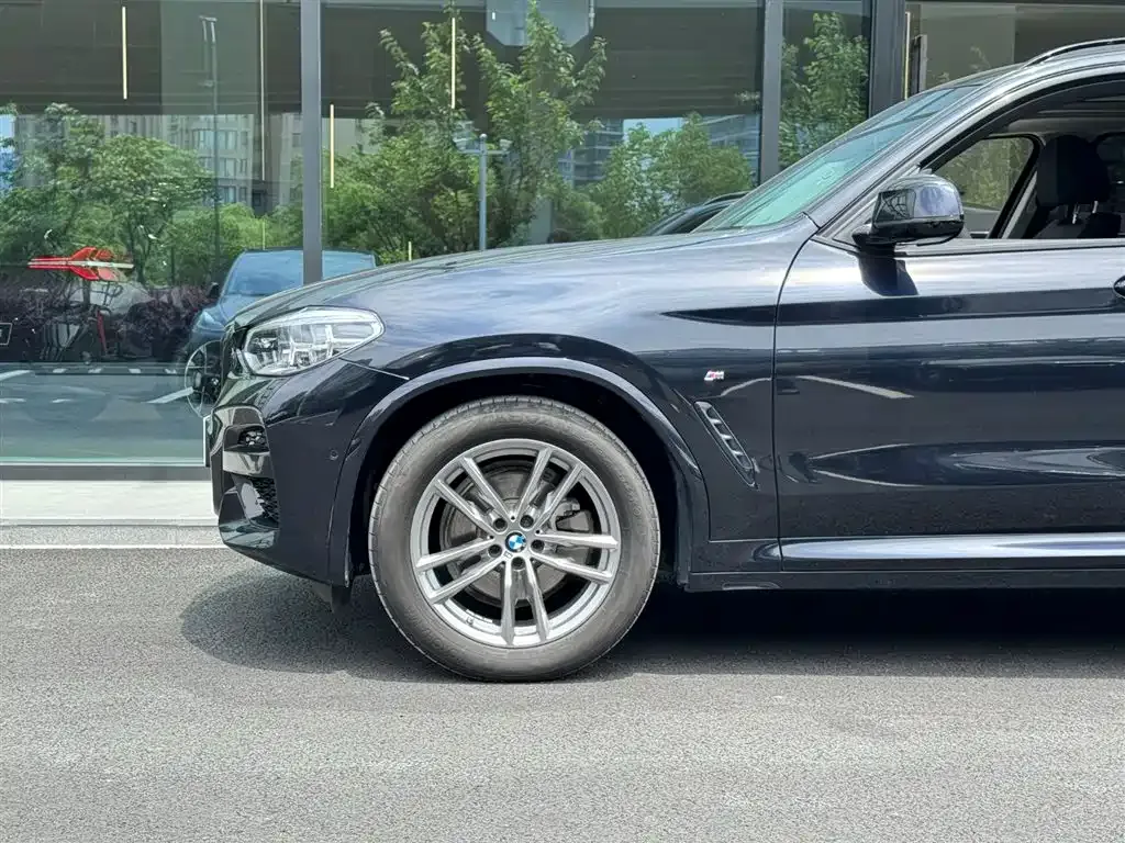 BMW X3 — фото 2