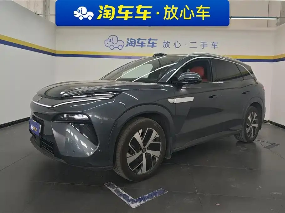 BYD Tang L