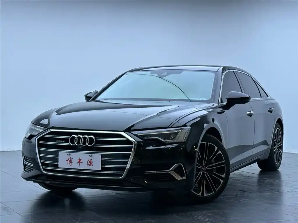 Audi A6L — фото 1