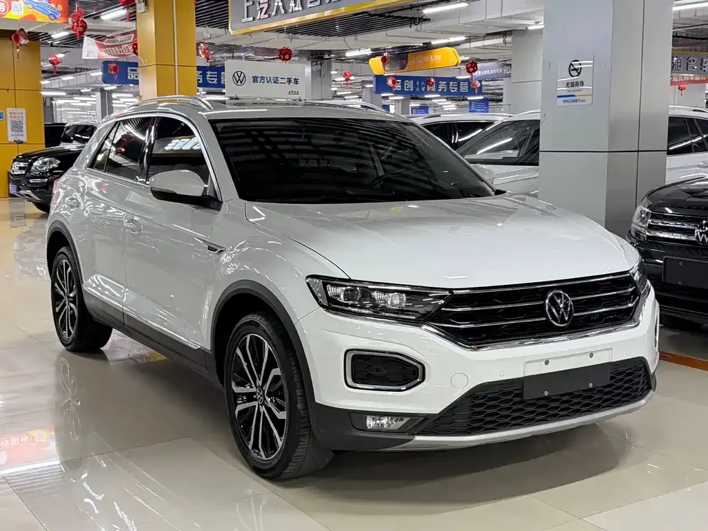 Volkswagen T-Roc — фото 5