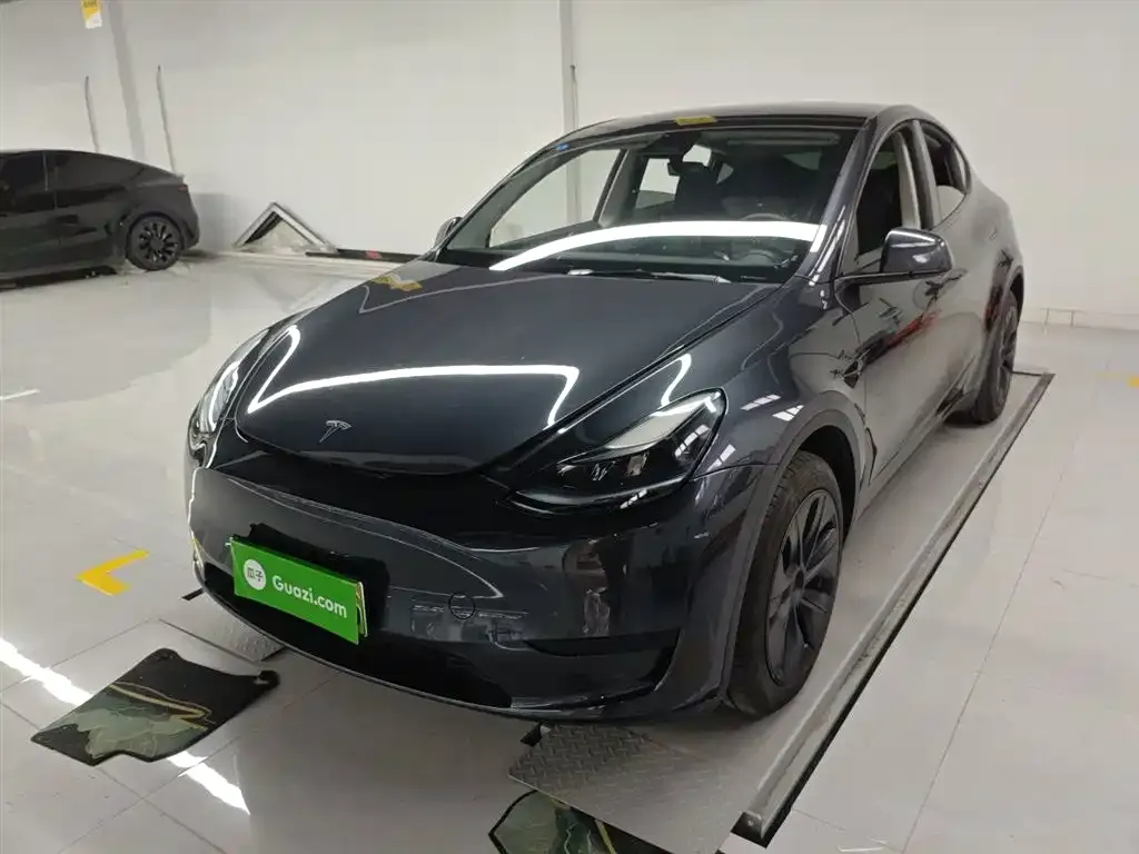 Tesla Model Y — фото 7