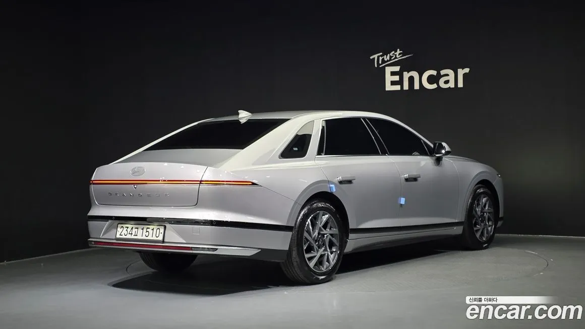 Hyundai Grandeur 2023 из KR, фото 4