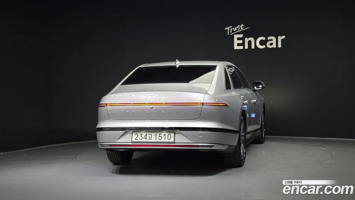 Hyundai Grandeur 2023 из KR, фото 2