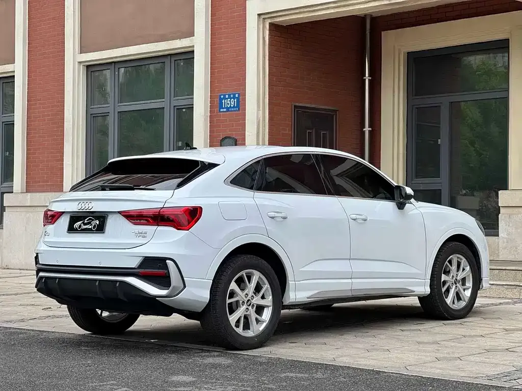Audi Q3 Sportback 2021 из CN, фото 9
