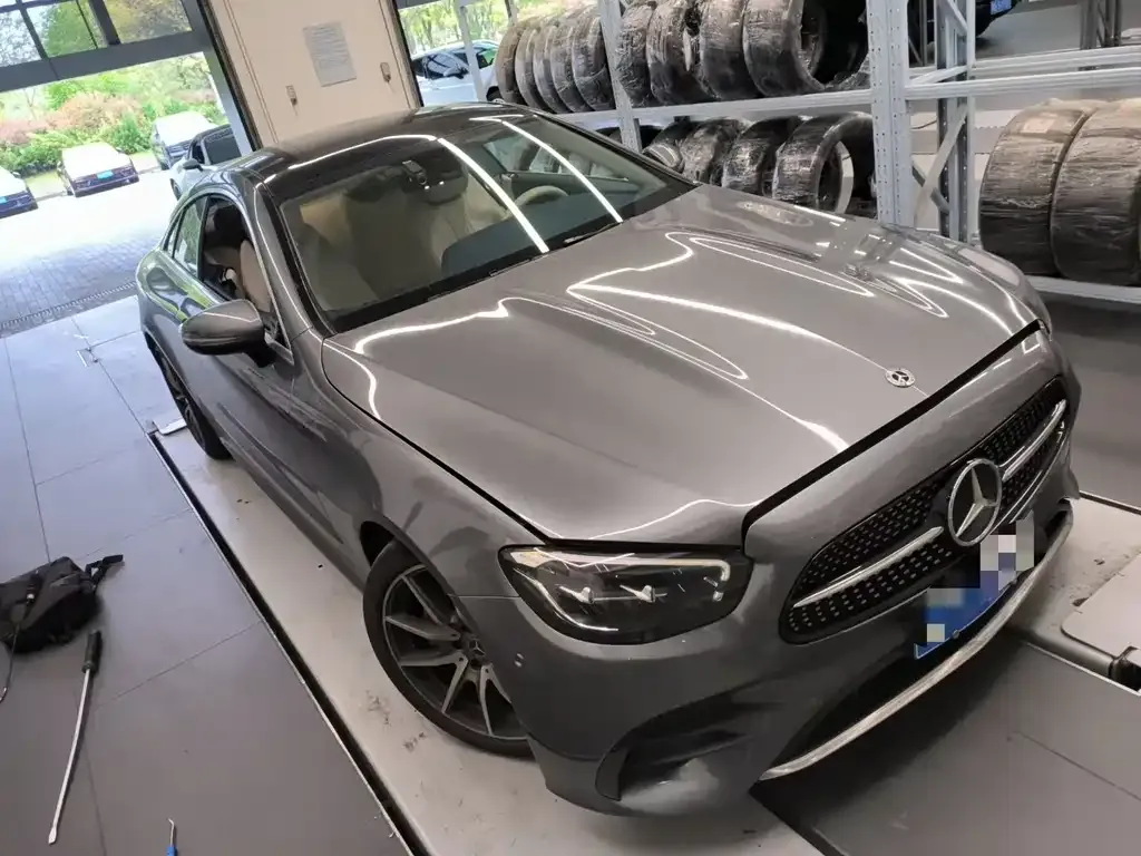 Mercedes-Benz E-Class (Import) — фото 6