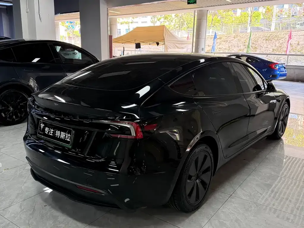 Tesla Model 3 2025 из CN, фото 3