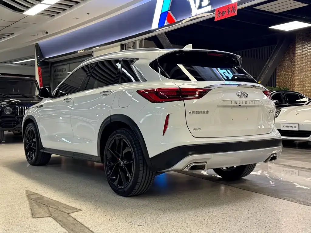 Infiniti QX50 2024 из CN, фото 6