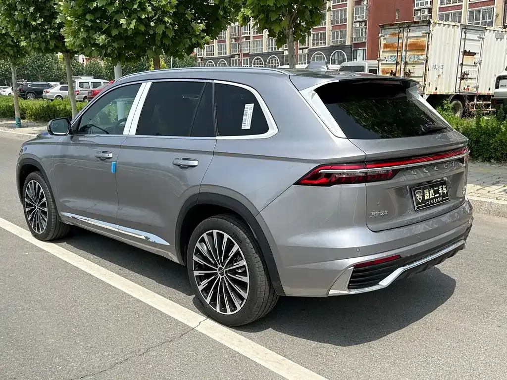 Geely Xingyue L — фото 9