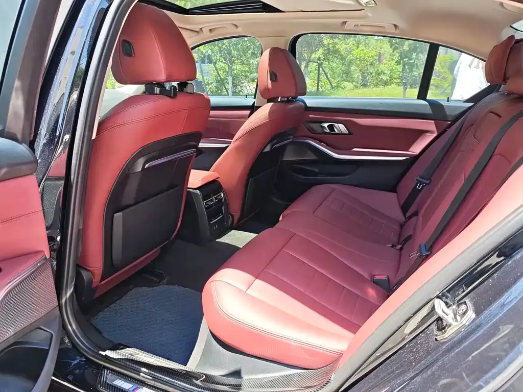 BMW 3 Series 2021 из CN, фото 4