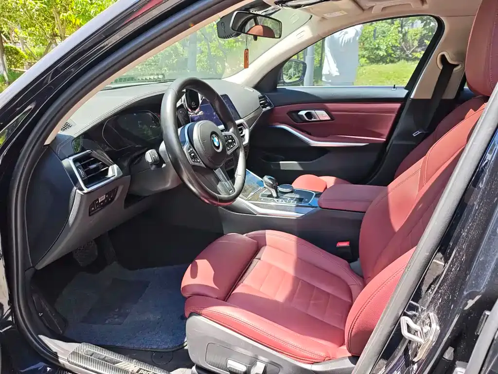 BMW 3 Series 2021 из CN, фото 5