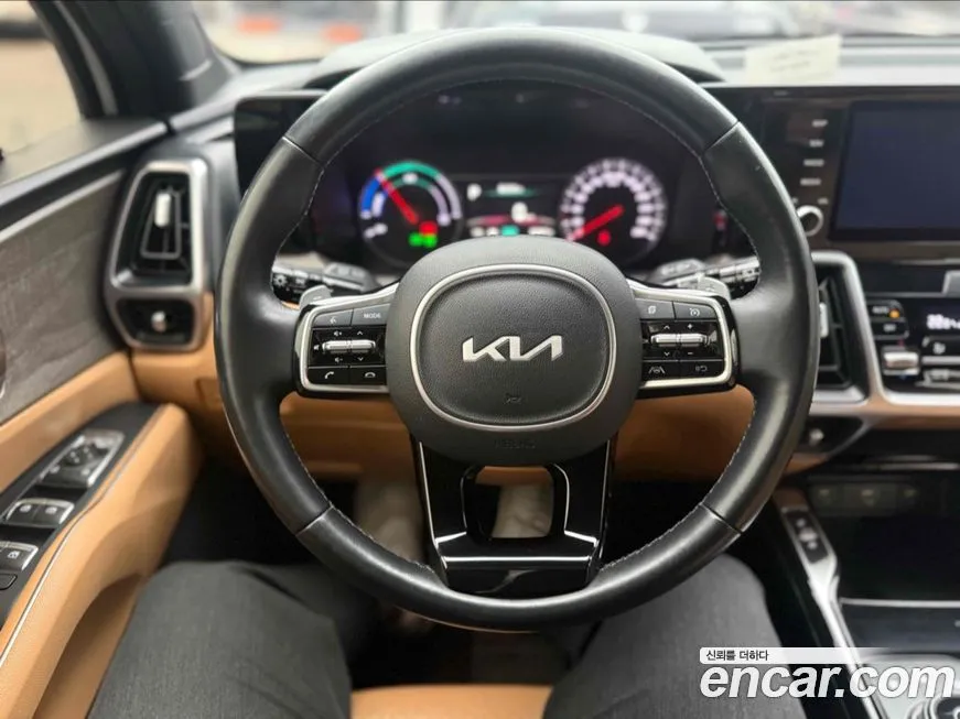 Kia Sorento — фото 8