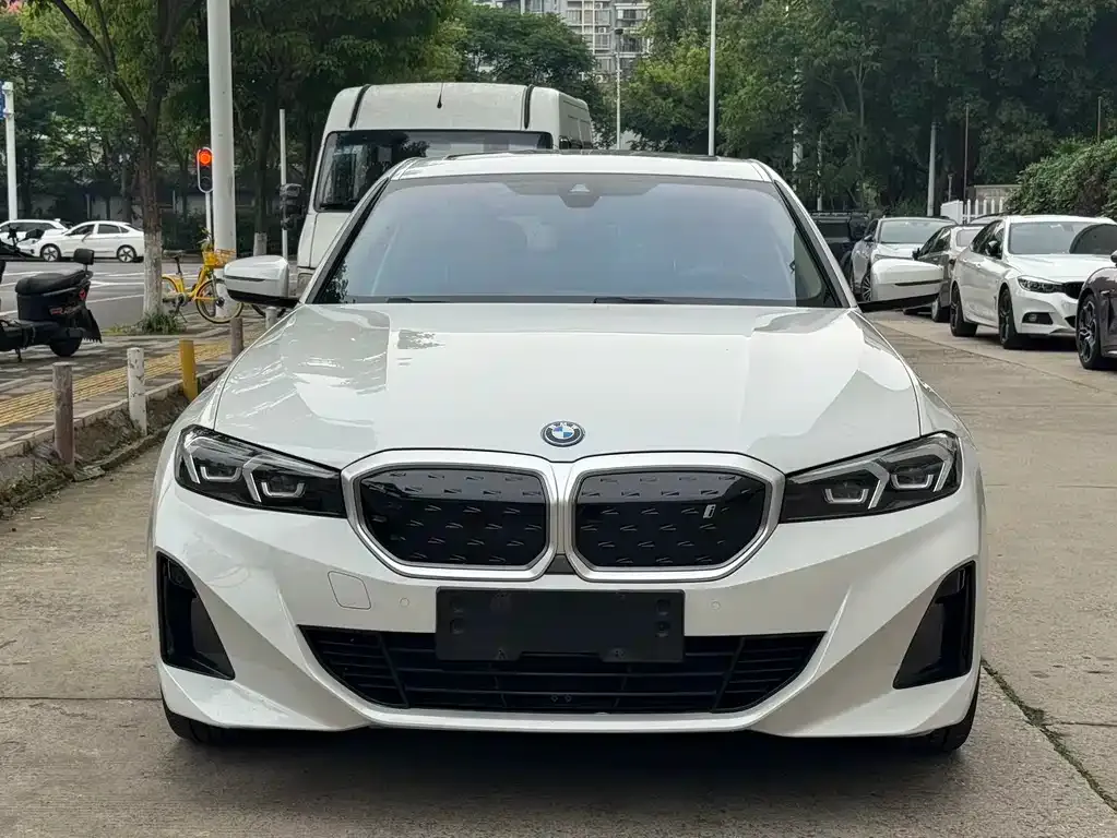 BMW i3 2024 из CN, фото 7