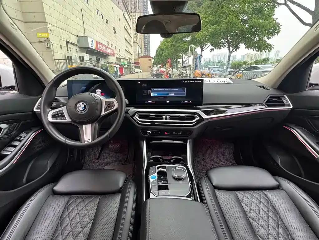 BMW i3 2024 из CN, фото 9