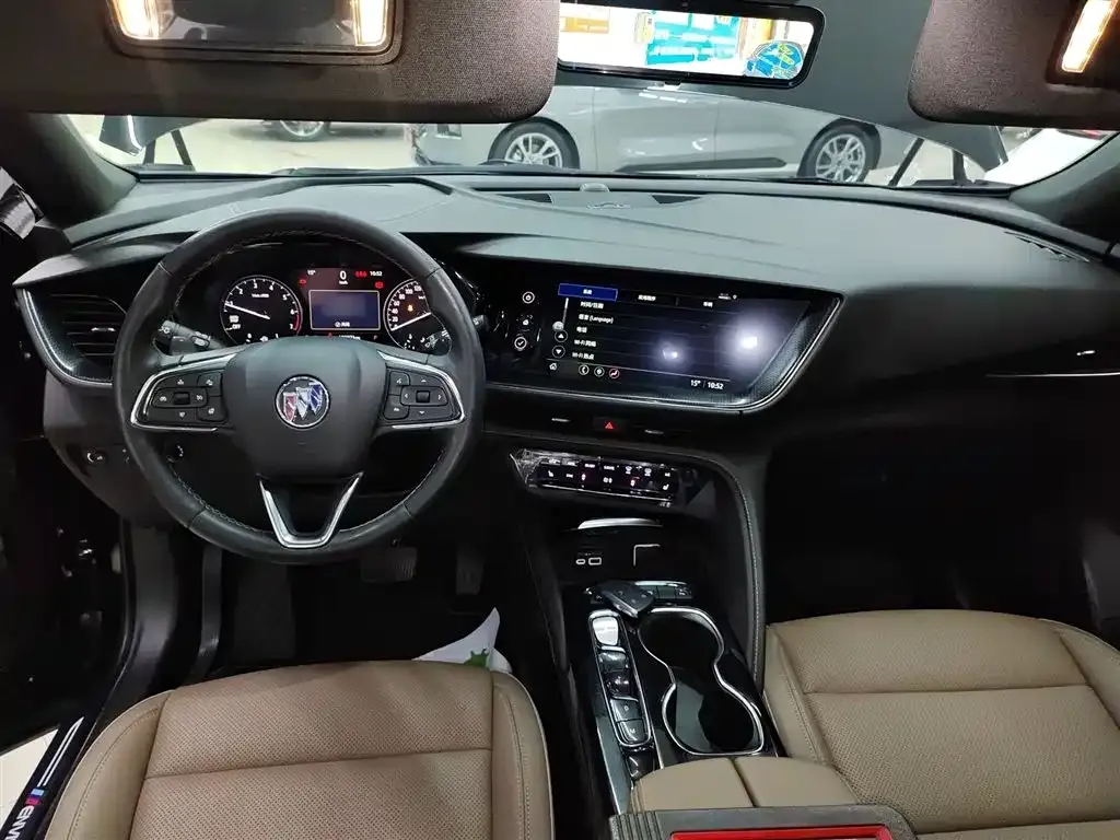 Buick Envision Plus — фото 10