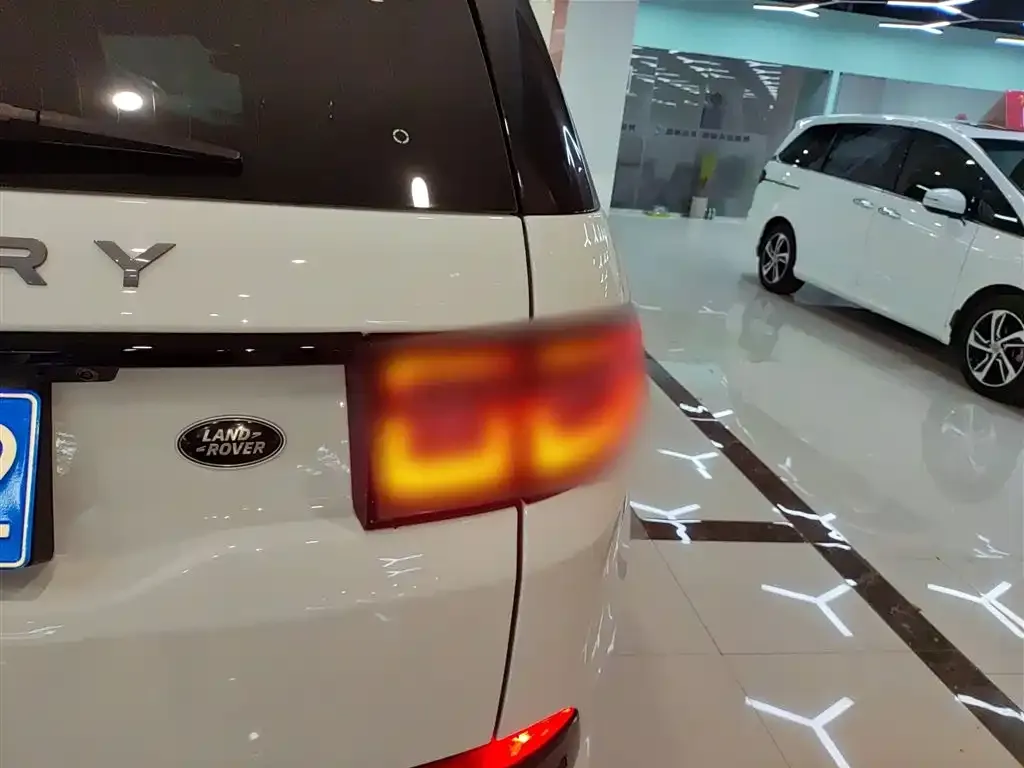 Land Rover Discovery Sport 2022 из CN, фото 3