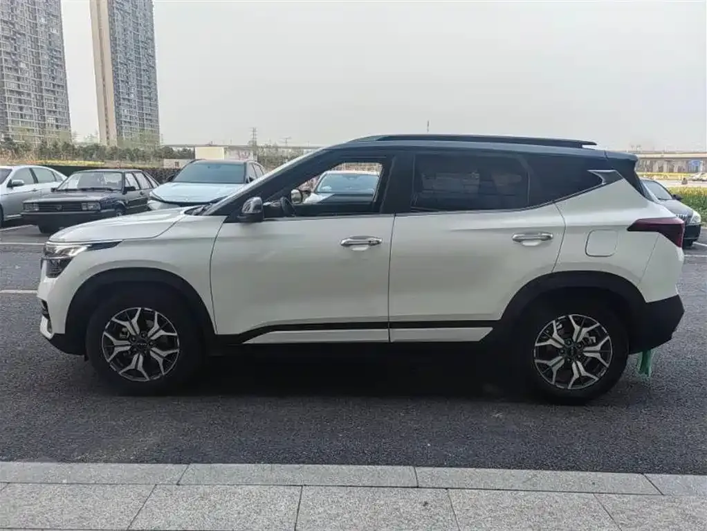 Kia KX3 — фото 3