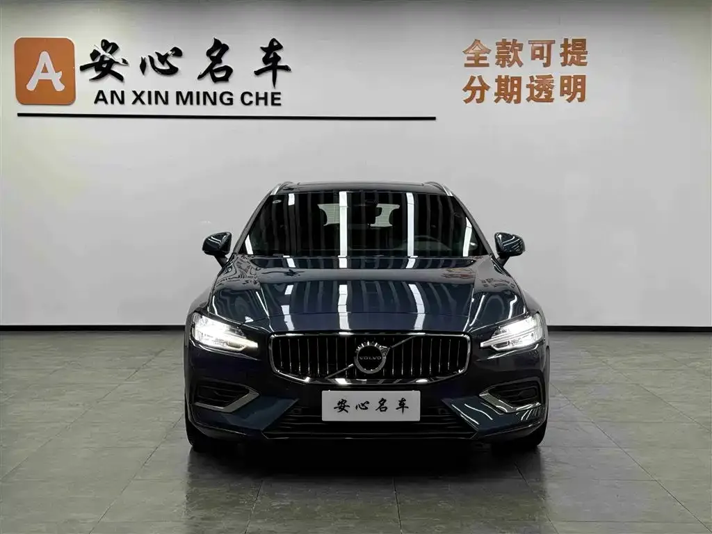 Volvo V60 2024 из CN, фото 5