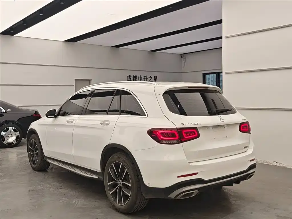 Mercedes-Benz GLC — фото 7