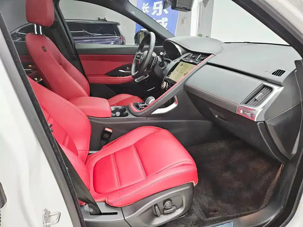 Jaguar E-PACE 2024 из CN, фото 6