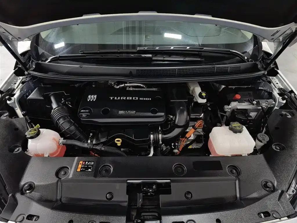 Buick GL8 Hybrid 2025 из CN, фото 8
