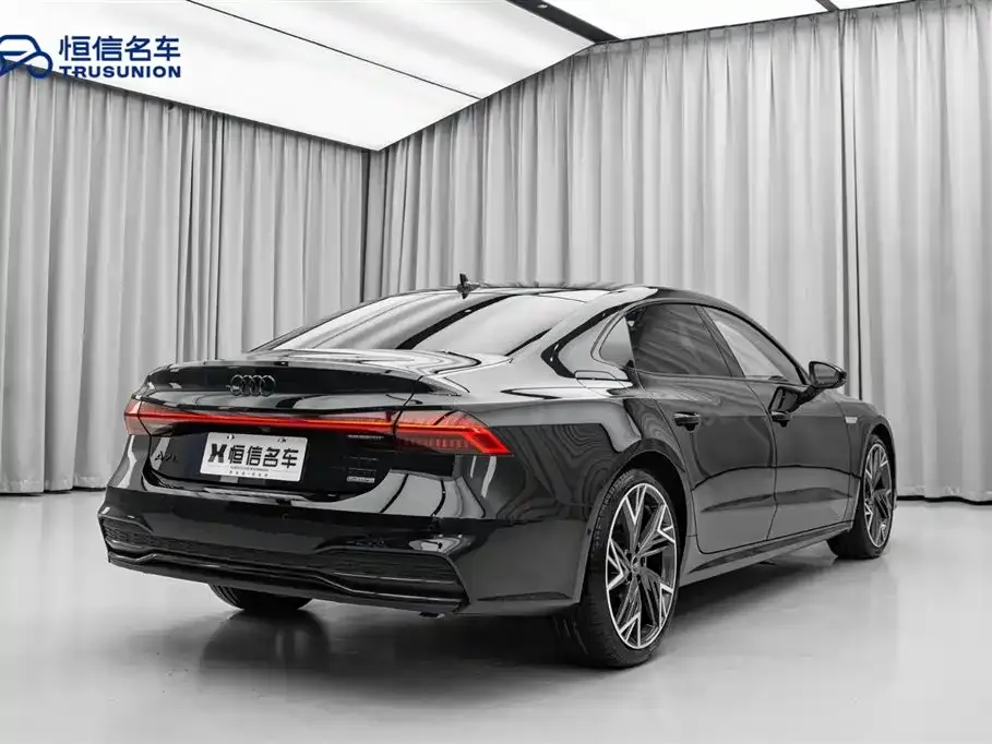 Audi A7L — фото 4