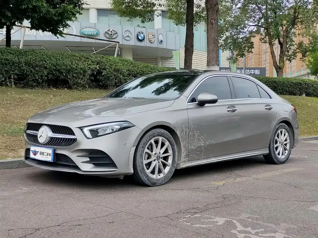 Mercedes-Benz A-Class — фото 1