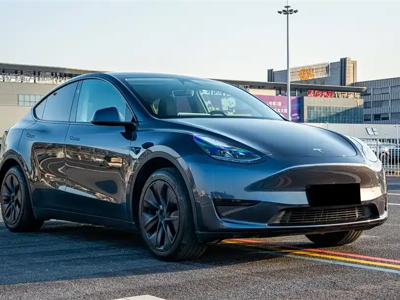 Tesla Model Y 2025 из CN, фото 8