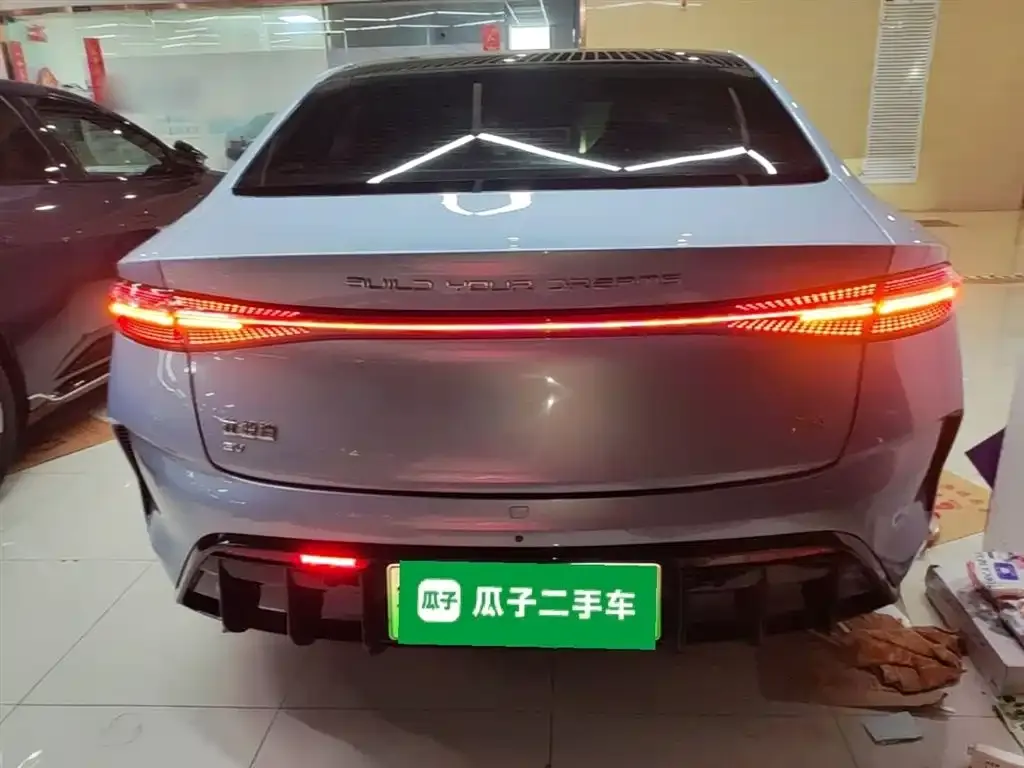 BYD Seal — фото 10