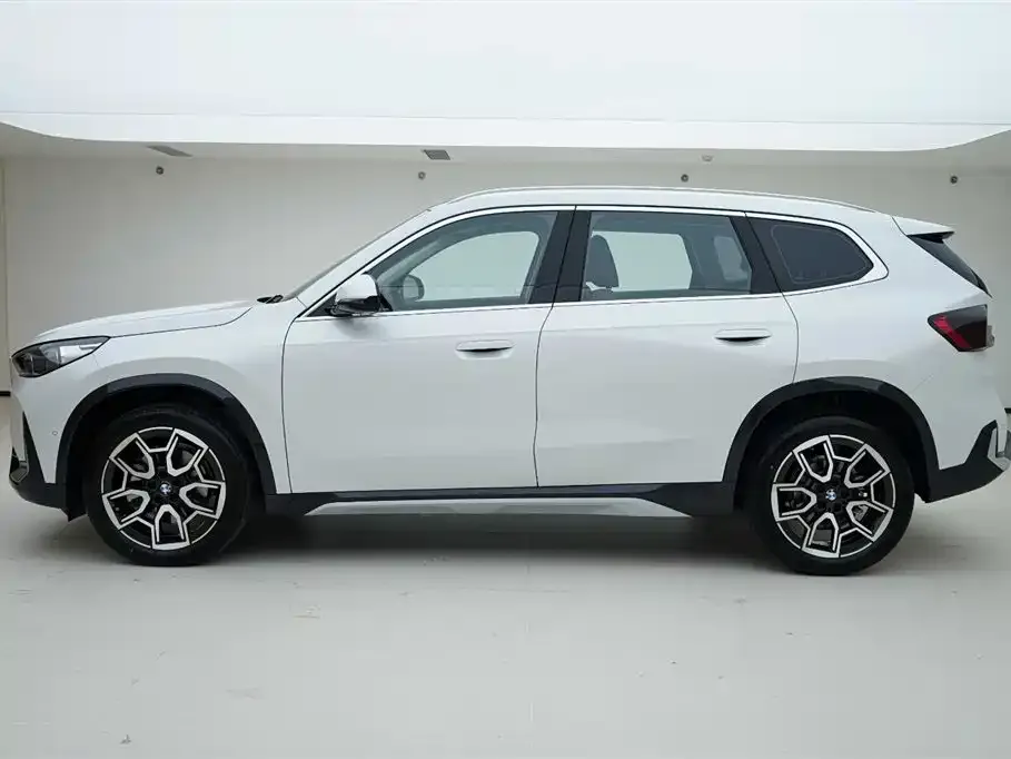 BMW X1 2025 из CN, фото 8