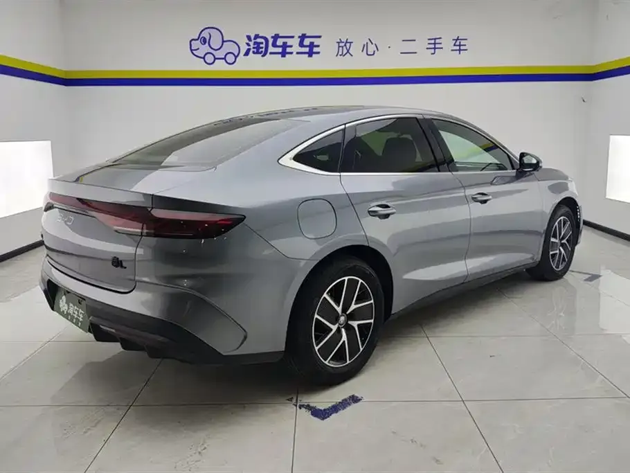 BYD Qin L — фото 8