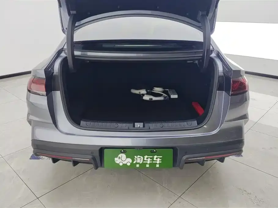 BYD Qin L — фото 7