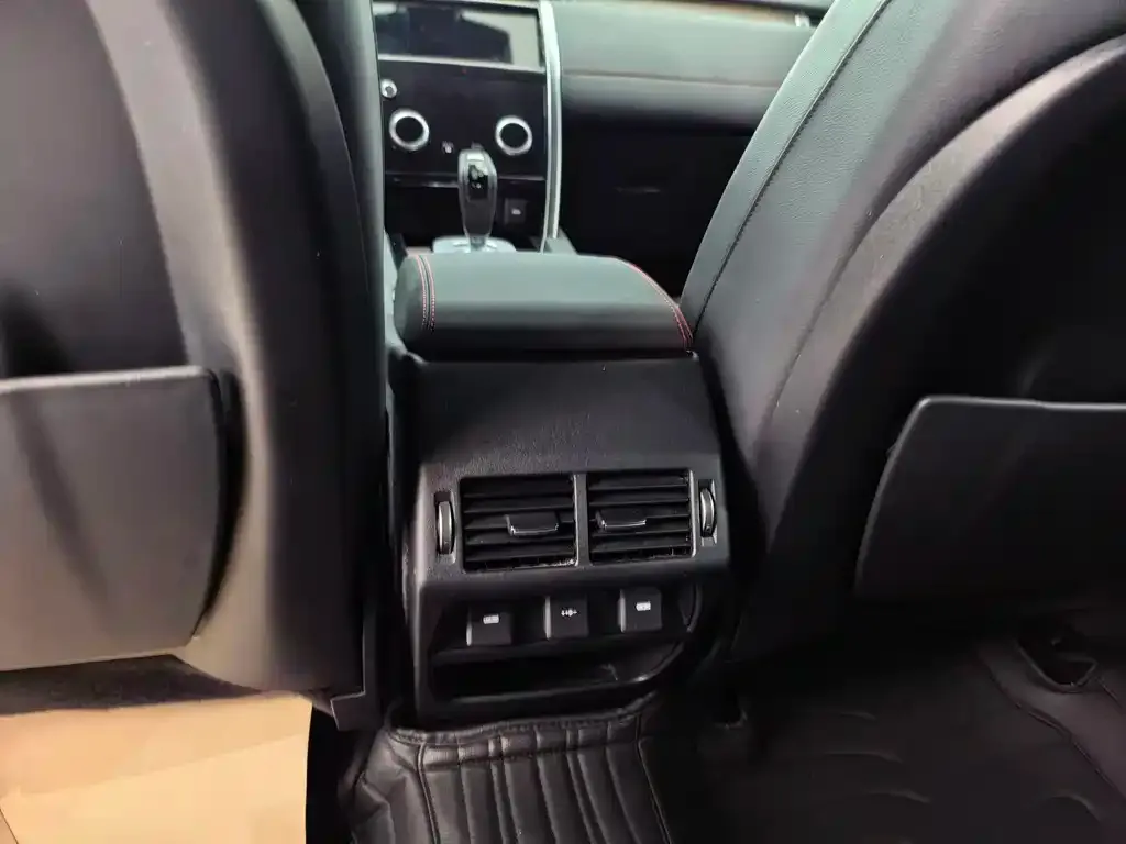 Land Rover Discovery Sport — фото 2