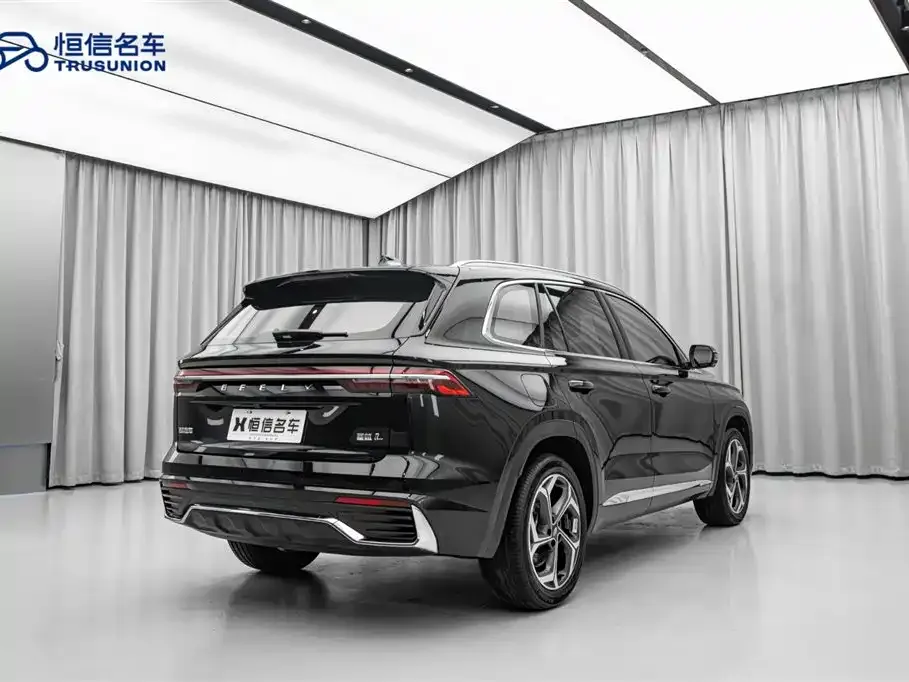 Geely Xingyue L — фото 5