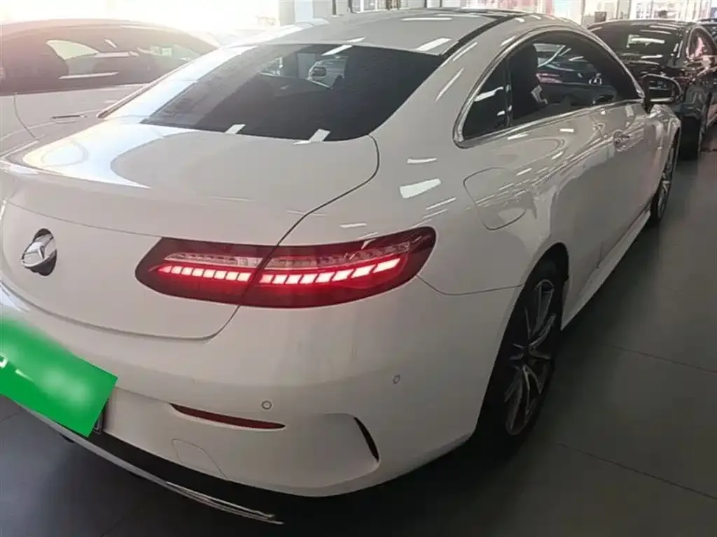 Mercedes-Benz E-Class (Import) 2021 из CN, фото 2