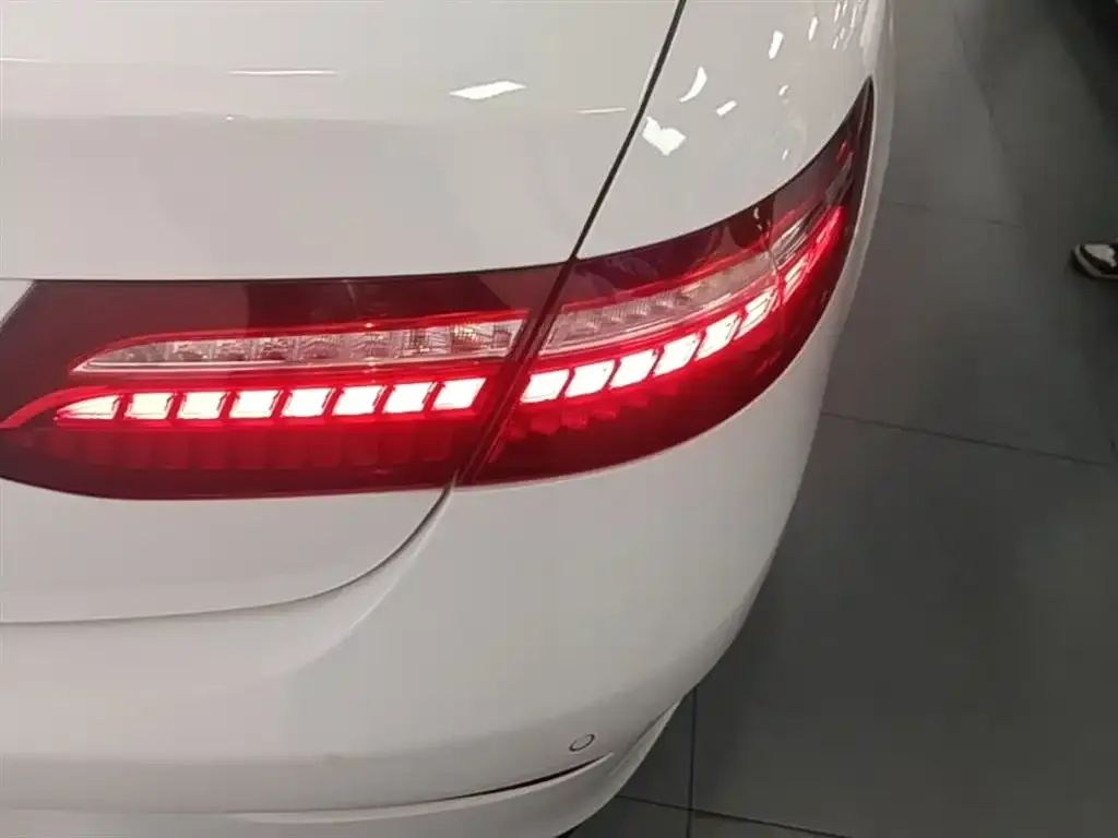 Mercedes-Benz E-Class (Import) 2021 из CN, фото 4