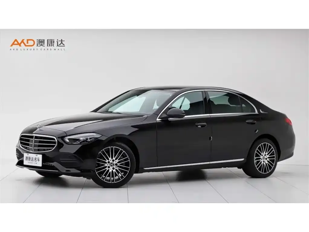 Mercedes-Benz C-Class — фото 1