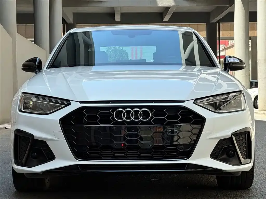 Audi A4L 2023 из CN, фото 5