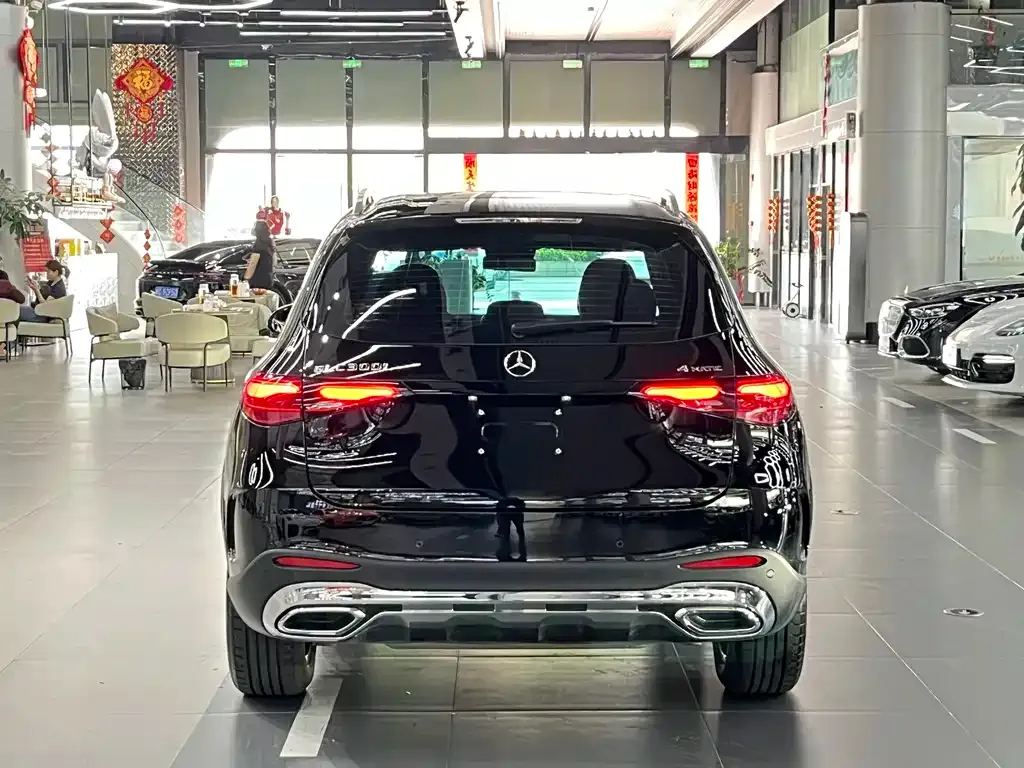 Mercedes-Benz GLC — фото 7