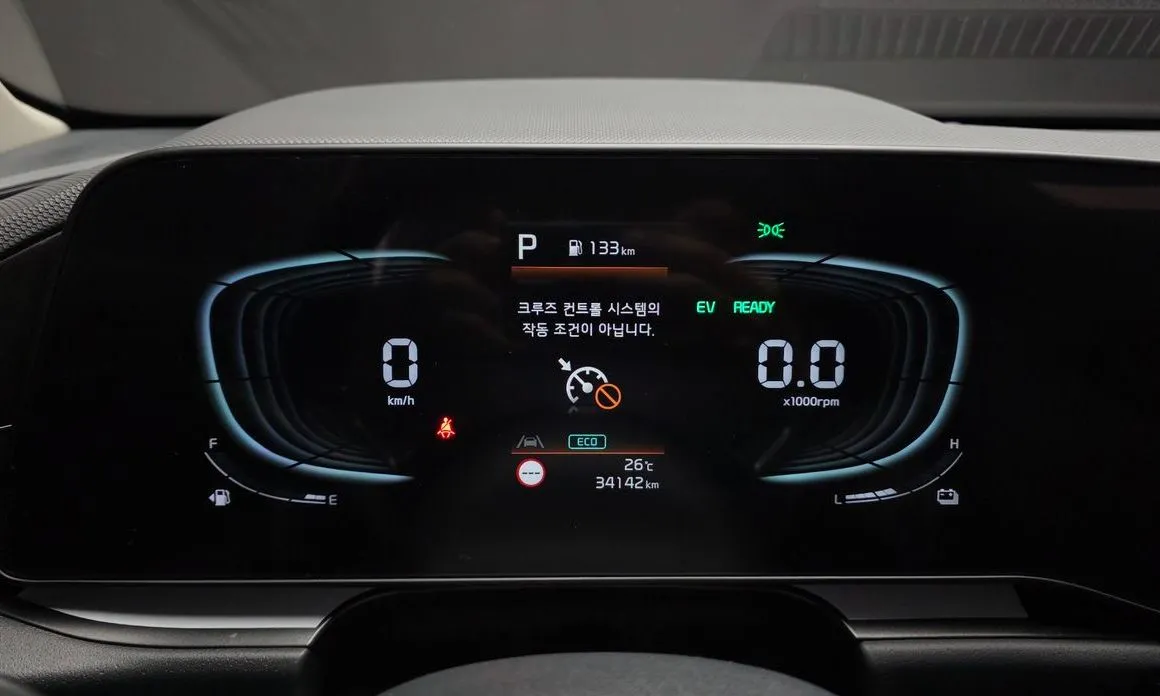 Kia Niro 2024 из KR, фото 2