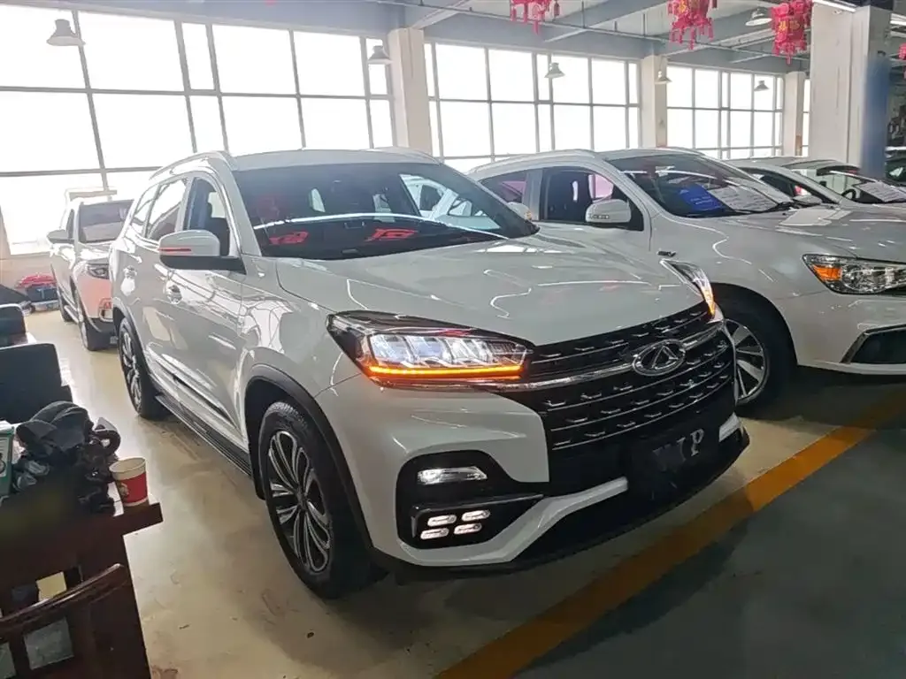 Chery Tiggo 8 — фото 10