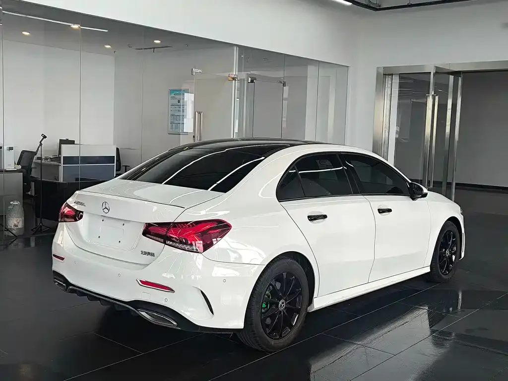Mercedes-Benz A-Class — фото 5