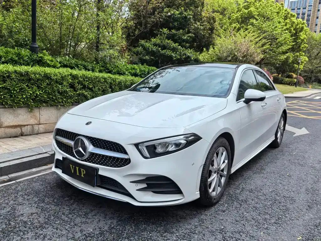 Mercedes-Benz A-Class — фото 1