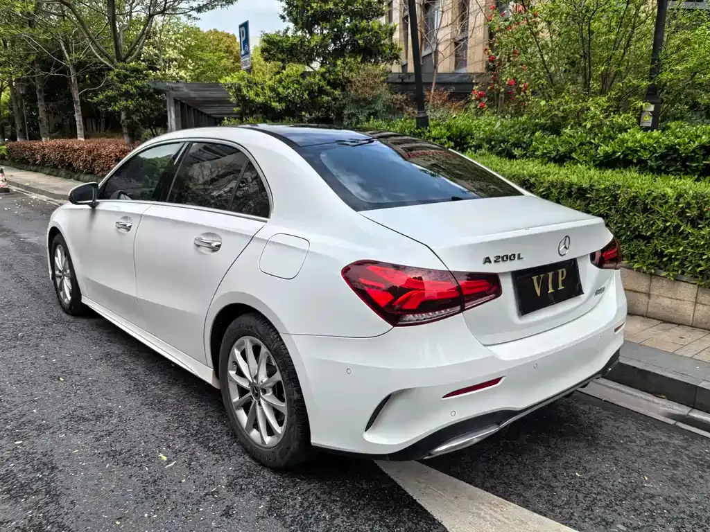 Mercedes-Benz A-Class — фото 10