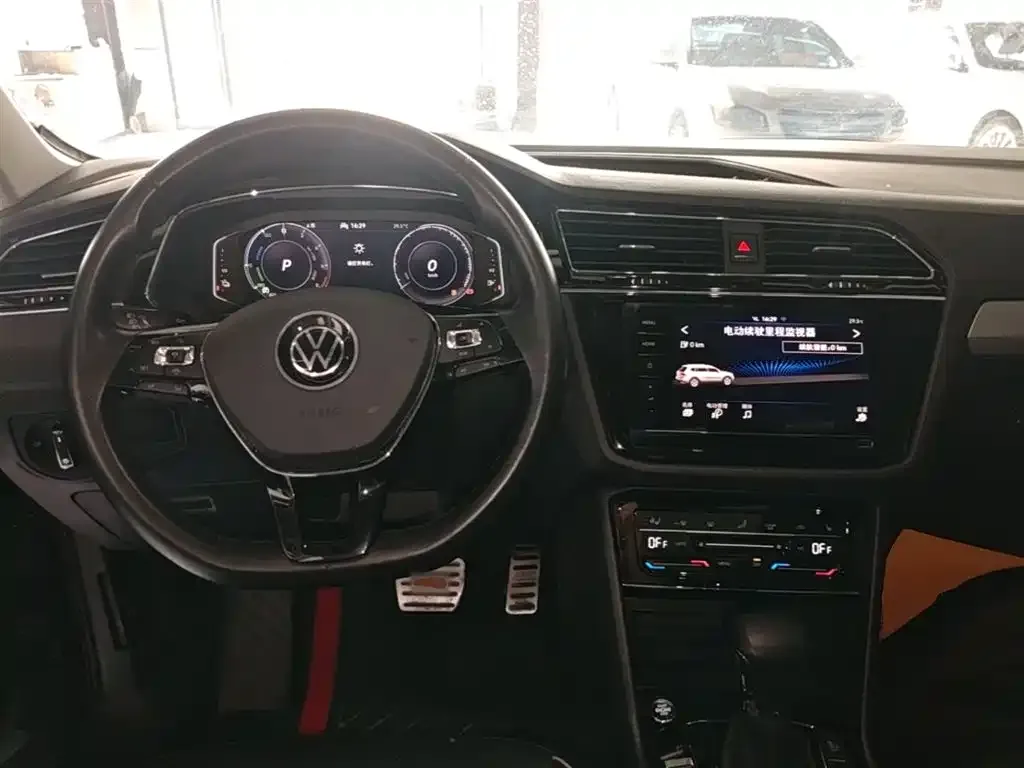 Volkswagen 途观L插电混动 2021 из CN, фото 6