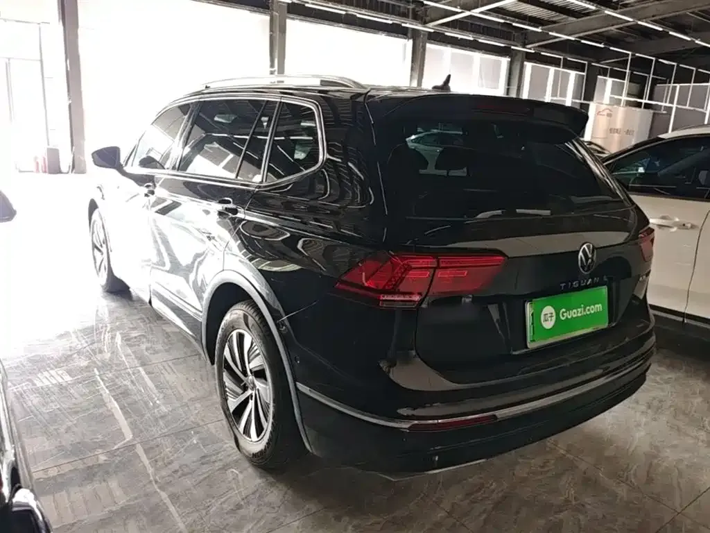 Volkswagen 途观L插电混动 2021 из CN, фото 4