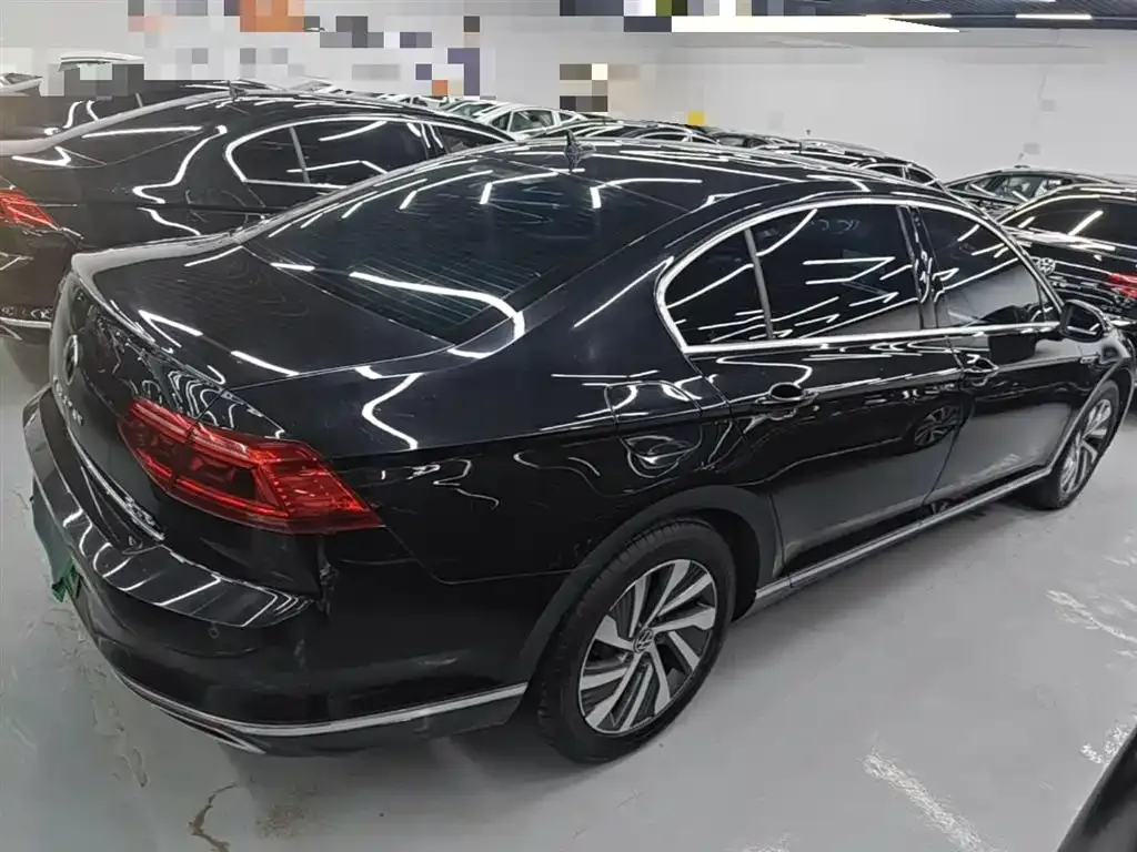 Volkswagen Magotan GTE PHEV 2024 из CN, фото 7